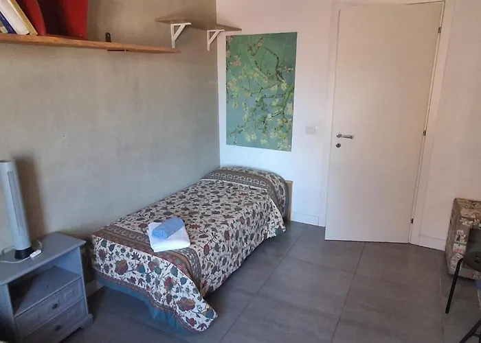 Casa Fradella * Rome